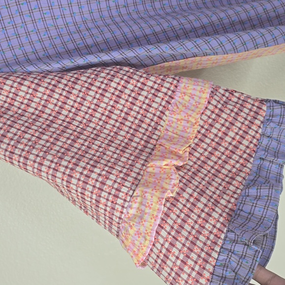 Hunkon Colorful Patchwork V-Neck Blouse With Ruffle Detail At Sleeve Size Xs - Picture 6 of 7